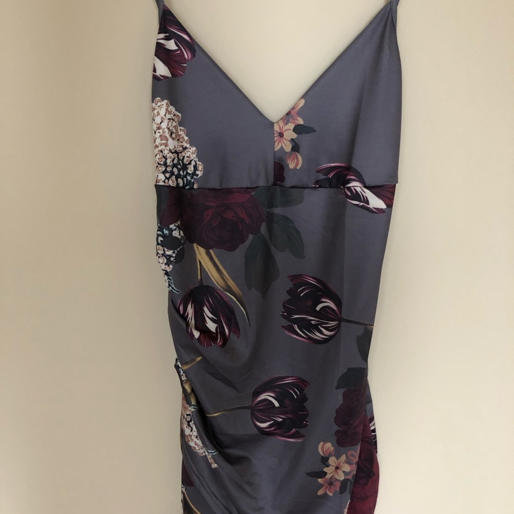 Dress! - Picture 3 of 4